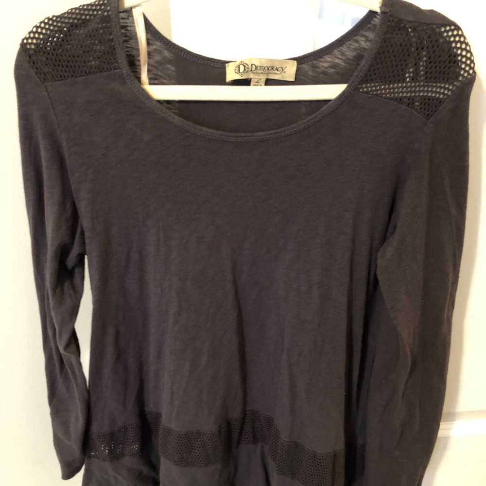 Long sleeve tee